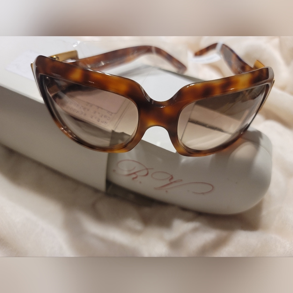 NIB ROGER VIVIER SUNGLASSES NEVER USED